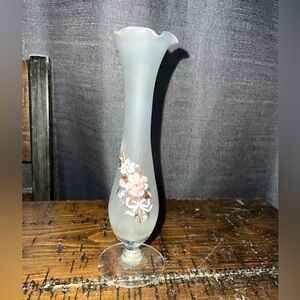 Viking USA Satin Frosted Glass Ruffled Flowers  Bud Vase